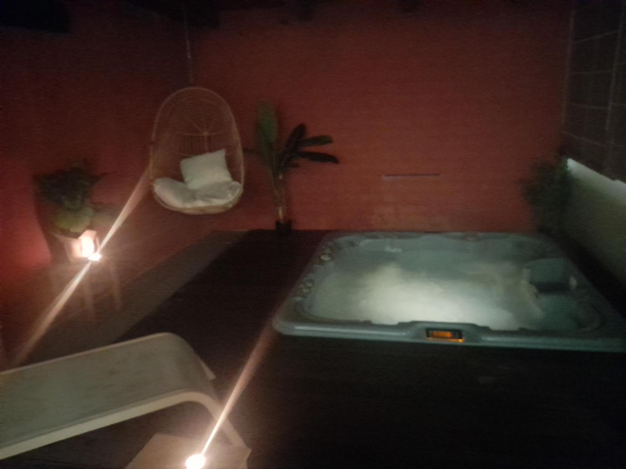 Hotel Camino De Las Estrellas Serranillos Kültér fotó
